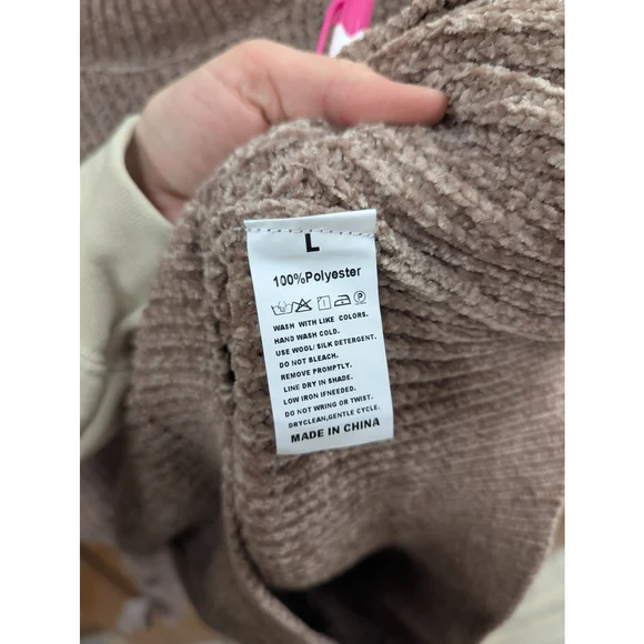 NWTs, Bow tie accent, Buttery Soft  sweater. - Picture 5 of 6